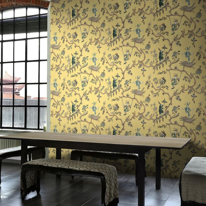 Chinese with umbrella Wallpaper